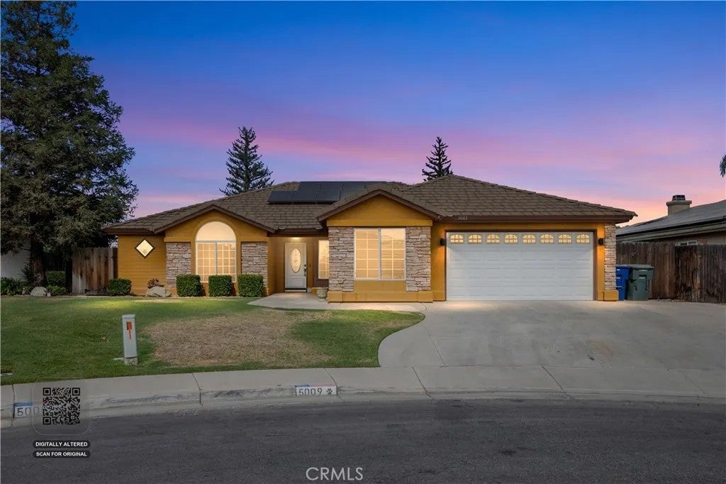 5009 Shaman Court — photo