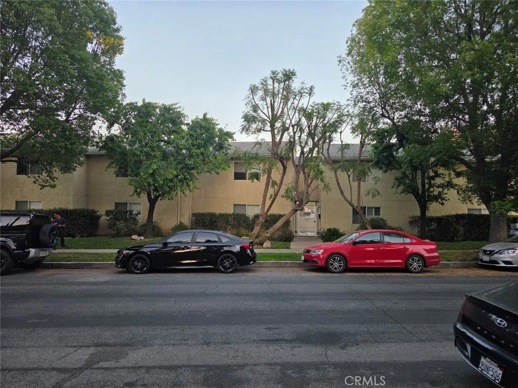 4558 Willis 114 — photo