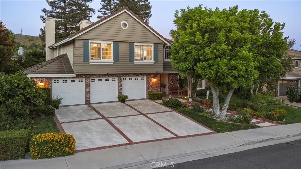 30220 Walford Court — photo