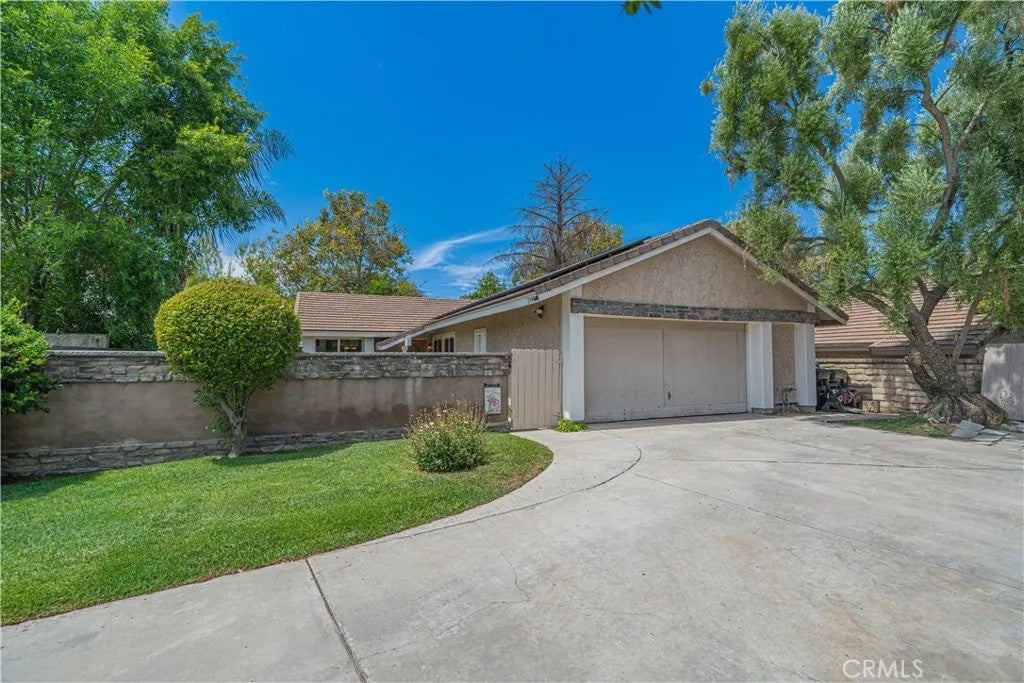 25557 Alesna — photo
