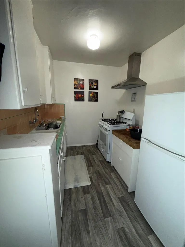 241 E Washington #2, Pasadena, CA 91104 — photo 2