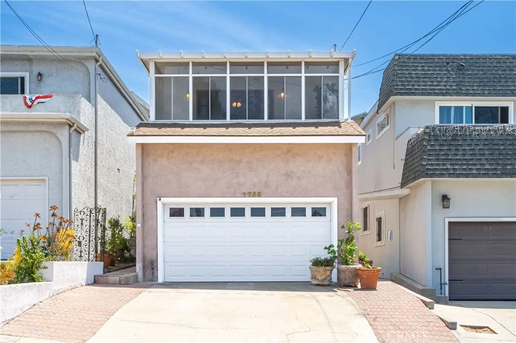 1758 Reed Street — photo