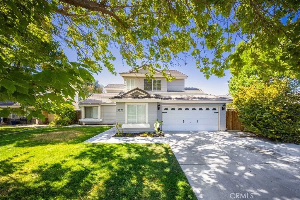 3225 W Avenue J4 — photo