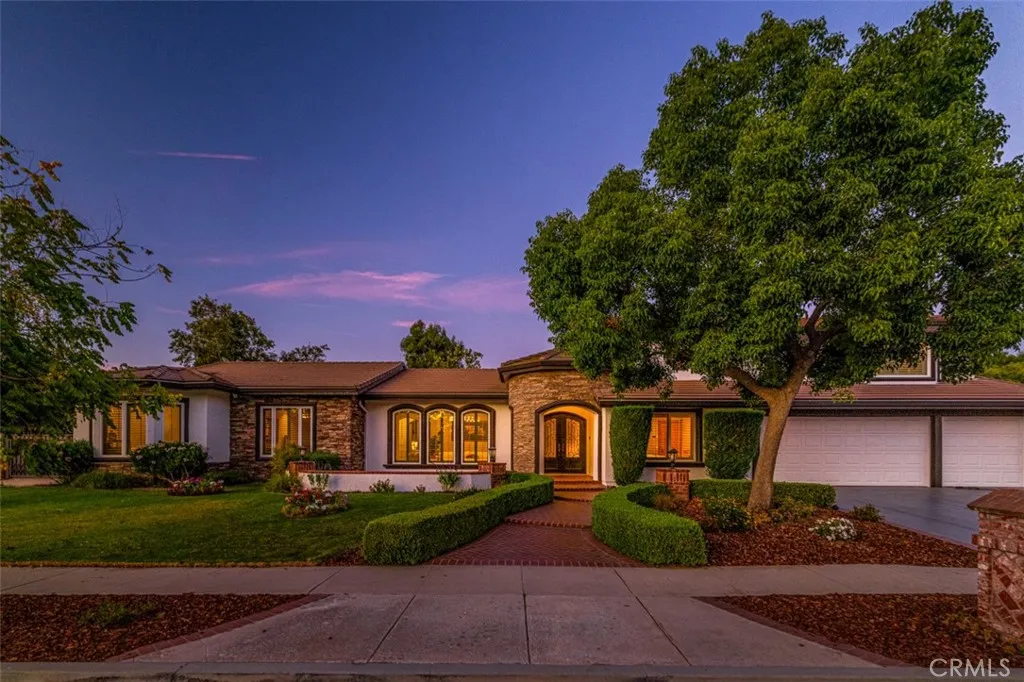 586 Valley Gate Road, Simi Valley, CA 93065