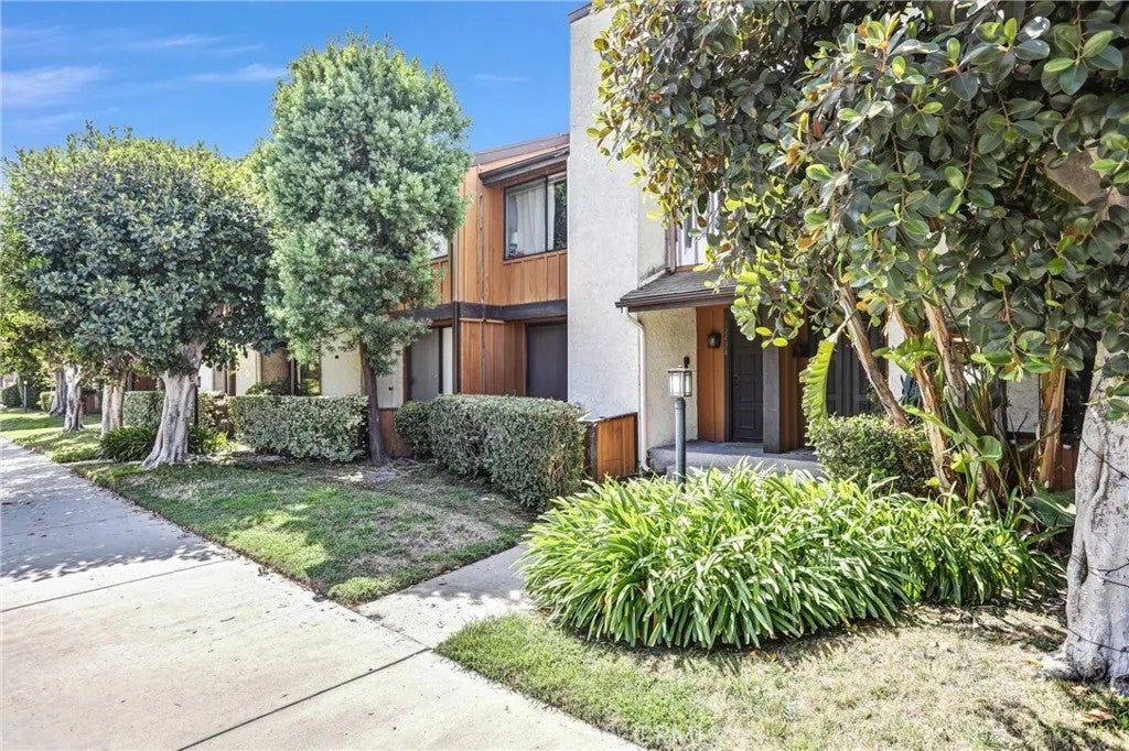 12424 Lemay Street — photo