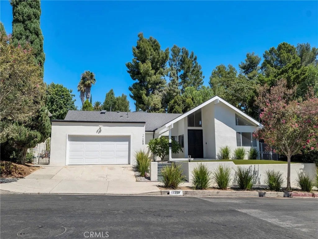 17259 Westbury Drive — photo