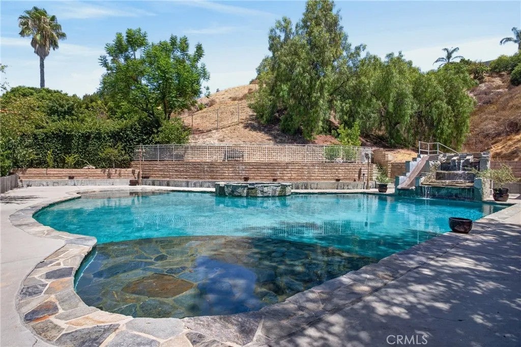 11510 Baird Avenue — photo