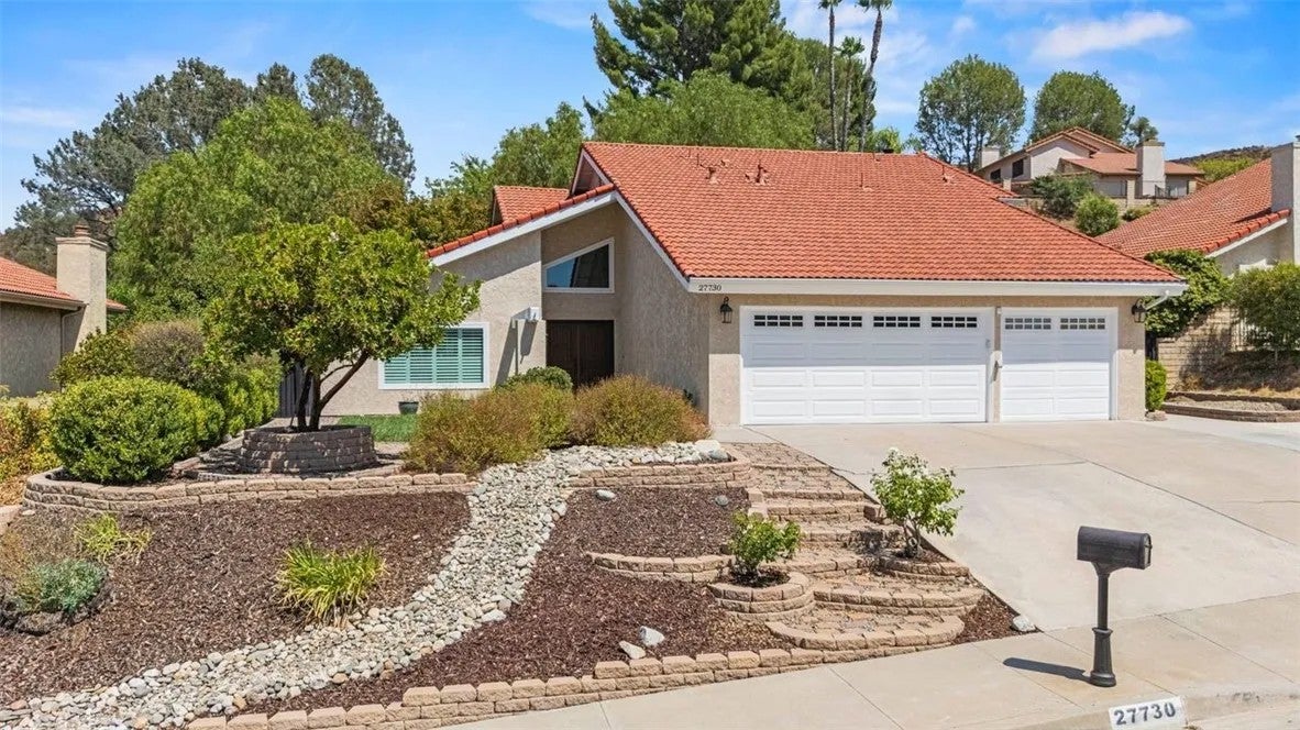27730 Sutters Pointe — photo