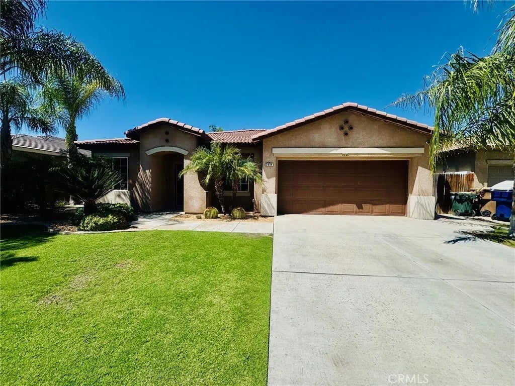 2404 Sosa Drive — photo