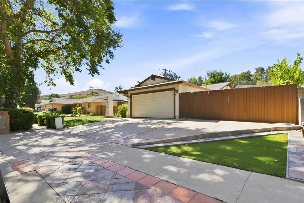 5716 Katherine, Simi Valley, CA 93063 — photo 2