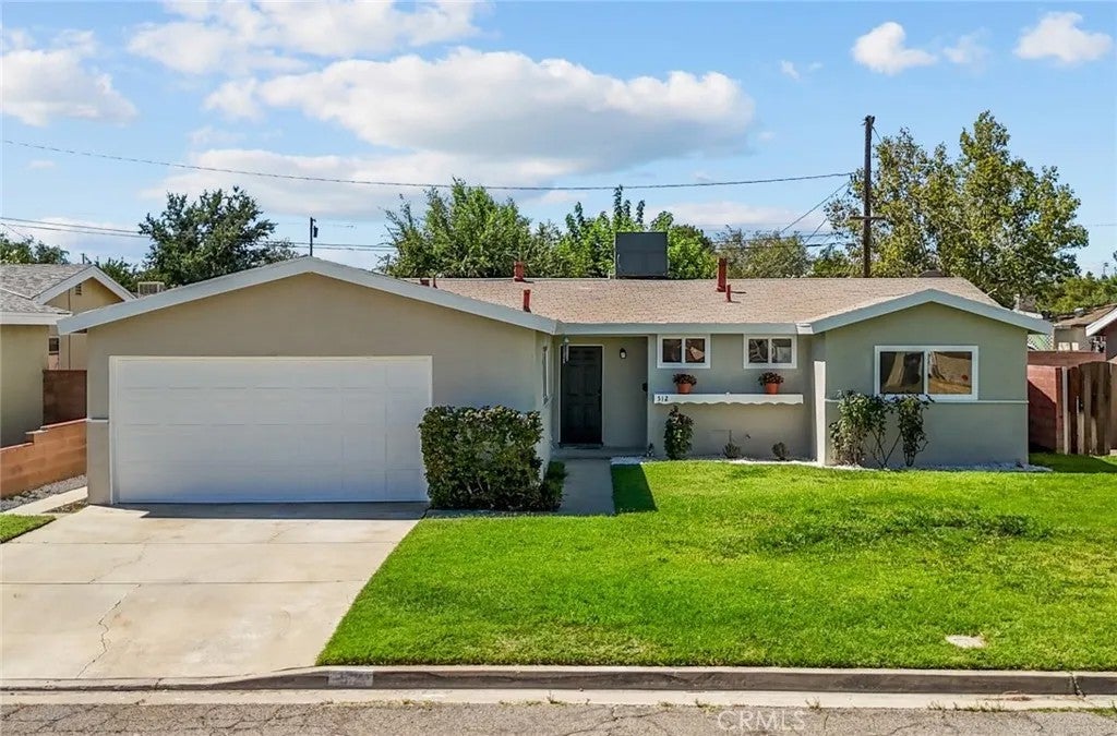 512 E Lingard — photo
