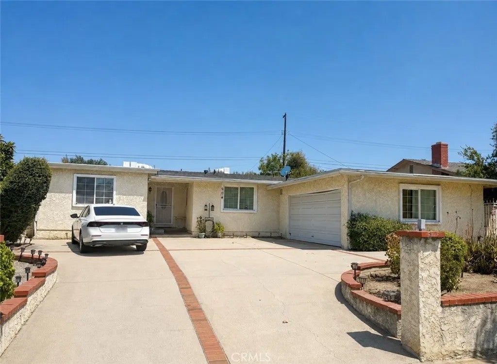 904 S Hollenbeck Street — photo
