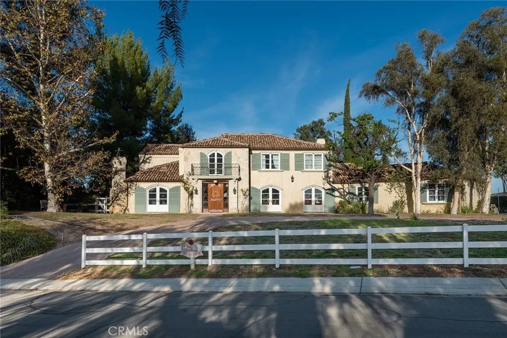 5747 Hoback Glen Road — photo