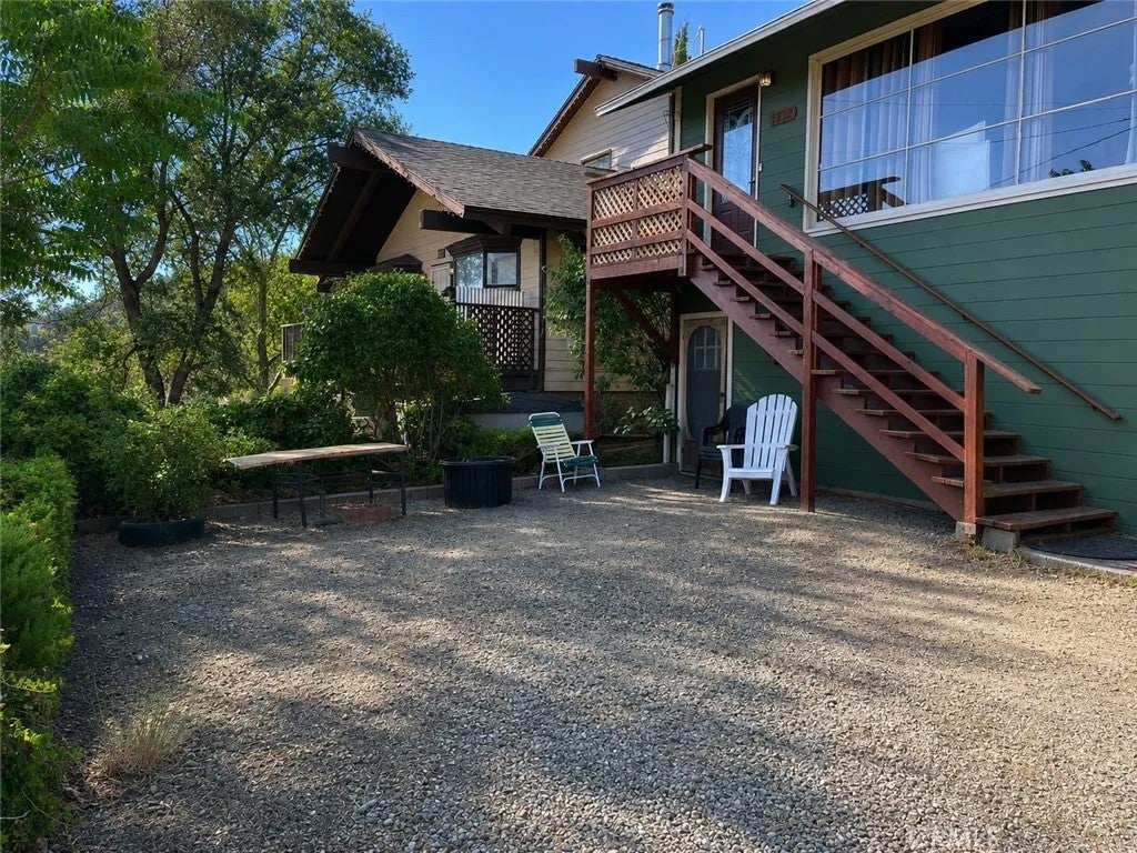 3432 Dakota — photo
