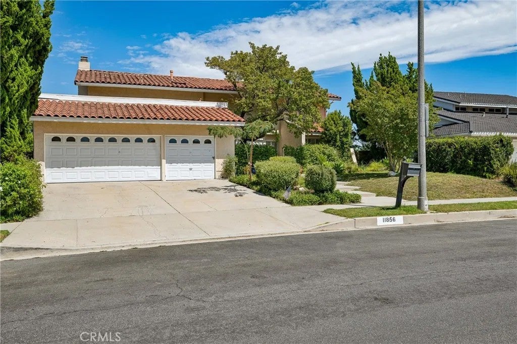 11856 Porter Valley Drive — photo