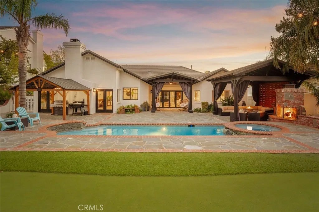 15263 Saddleback Road — photo