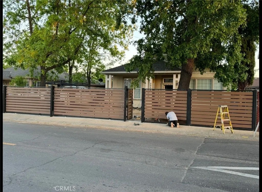 3904 23rd Avenue — photo