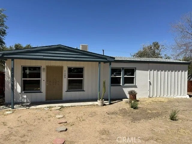 1105 Elizabeth Lake Road — photo