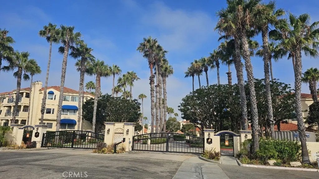 4235 Harbour Island — photo