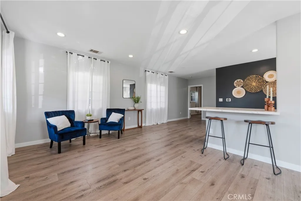 1111 E Elk, Glendale, CA 91205 — photo 3