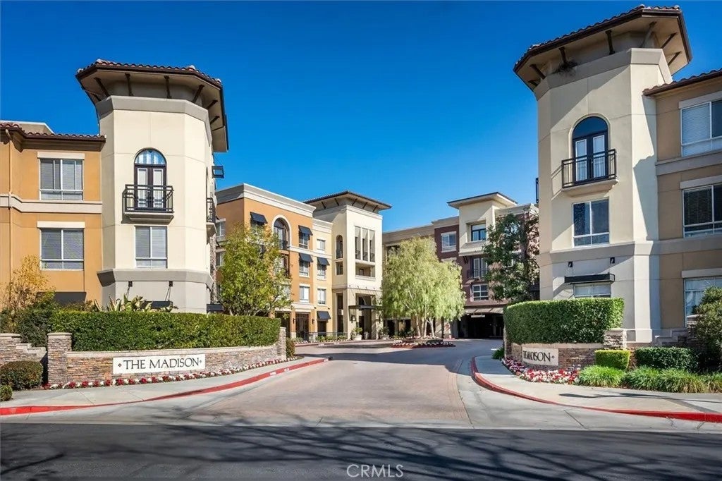 24535 Town Center Drive 6402 — photo
