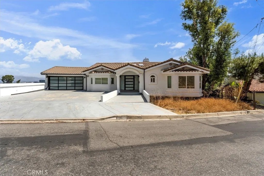 5096 Llano Drive — photo
