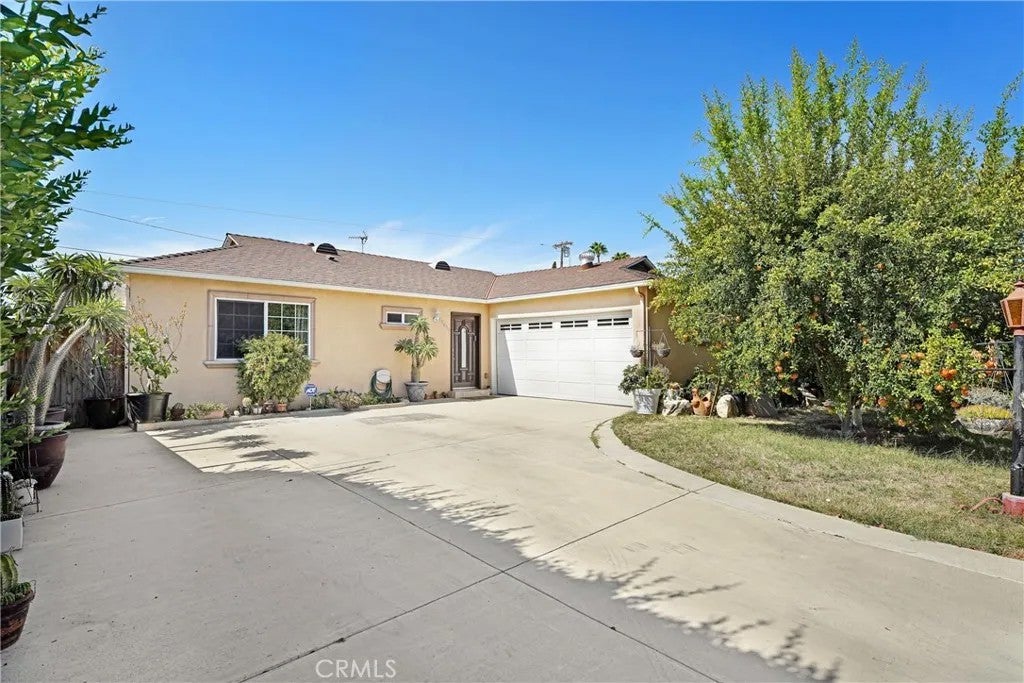 19406 Enadia Way — photo