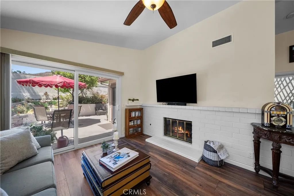757 Congressional Road, Simi Valley, CA 93065 — photo 2