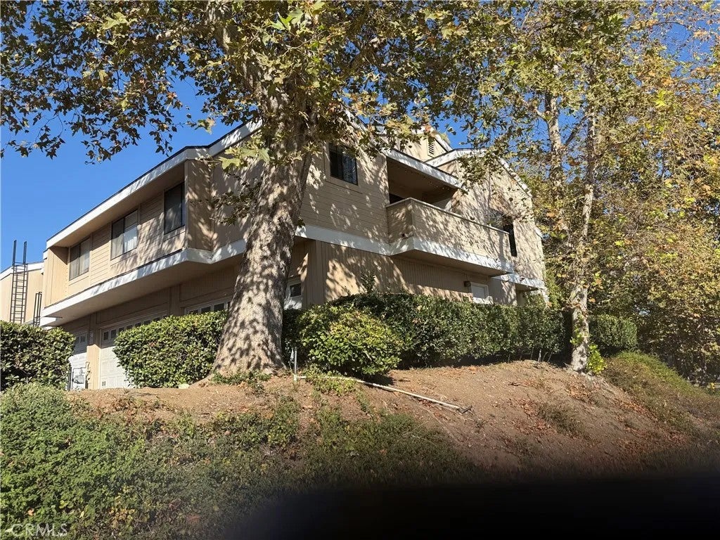 13095 Hubbard Street 6 — photo