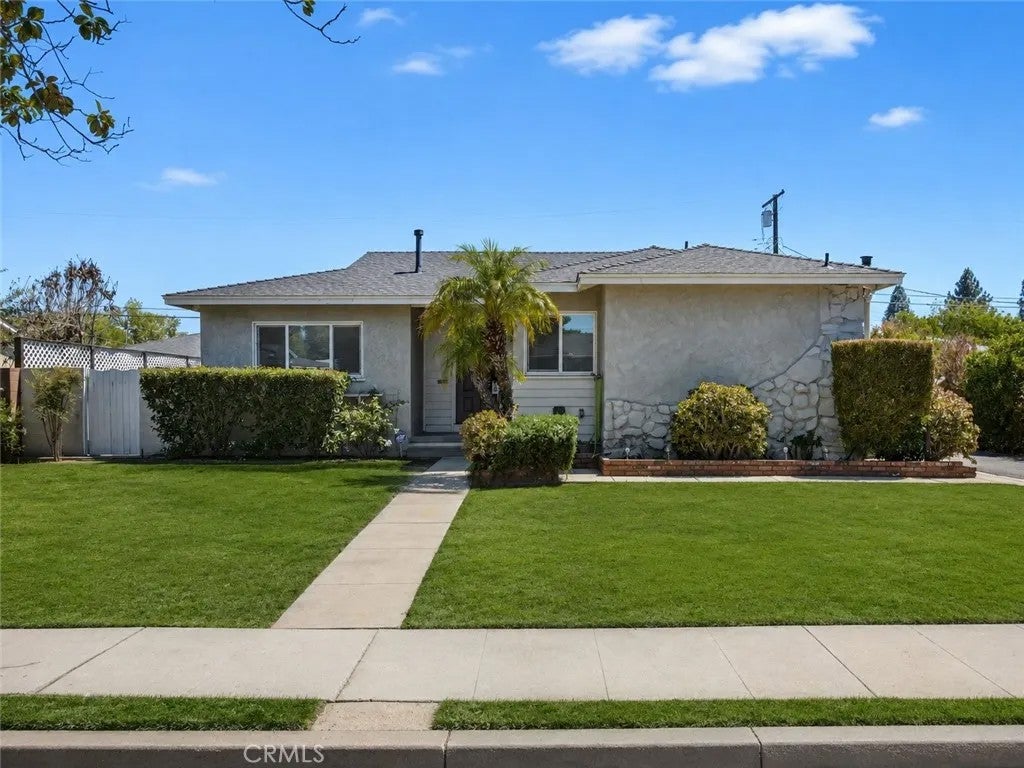 16250 Bermuda Street — photo