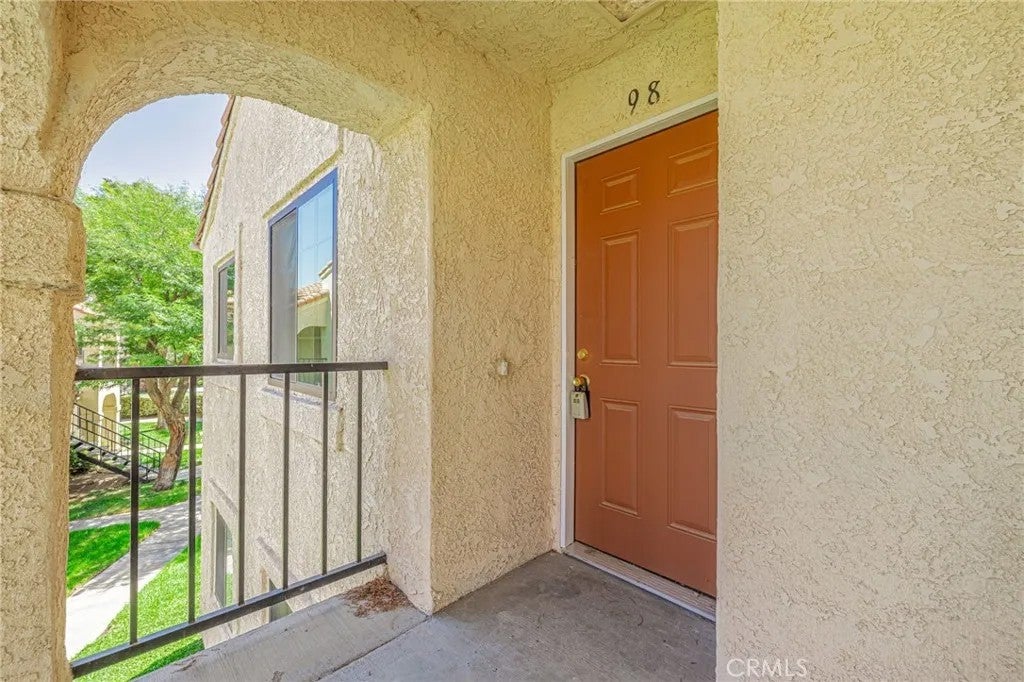 2554 Olive 98 — photo