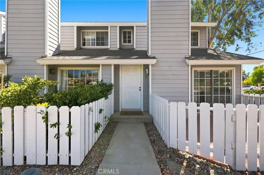 14380 Foothill Blvd 1 — photo