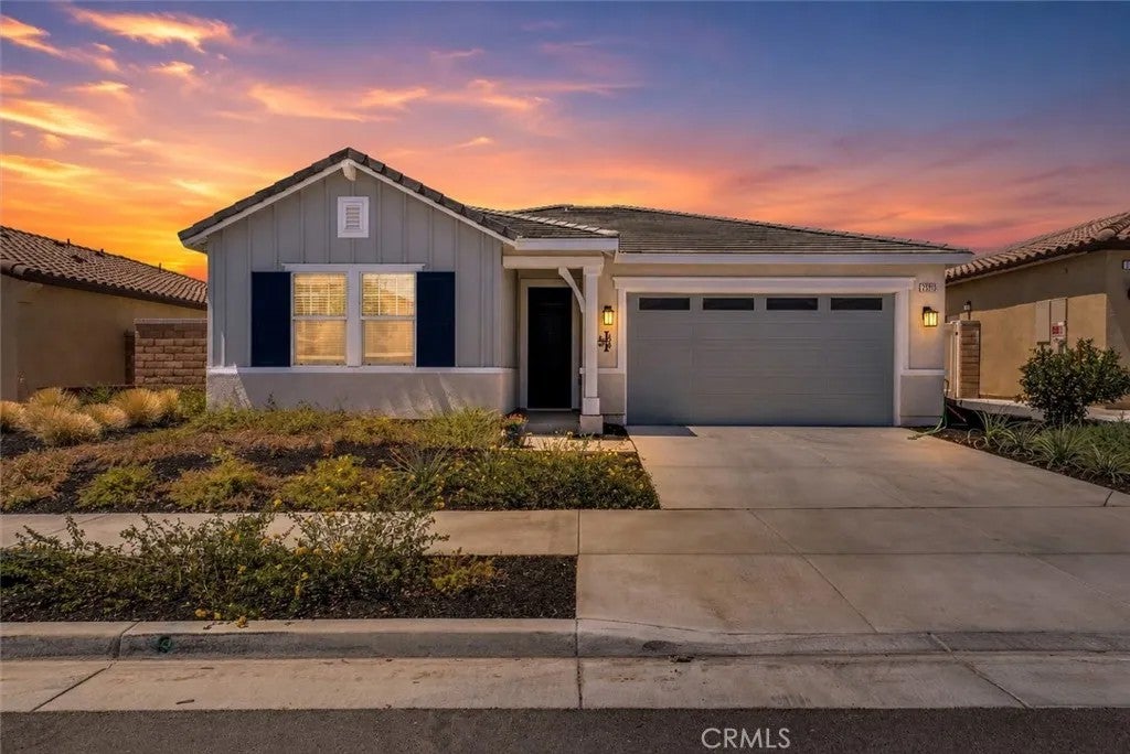 25913 Hollow Point Court — photo