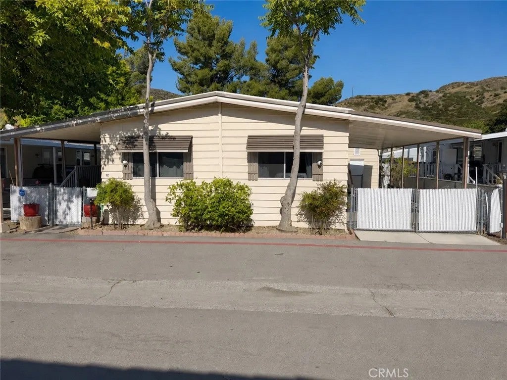36200 Paradise Ranch Rd 12 — photo