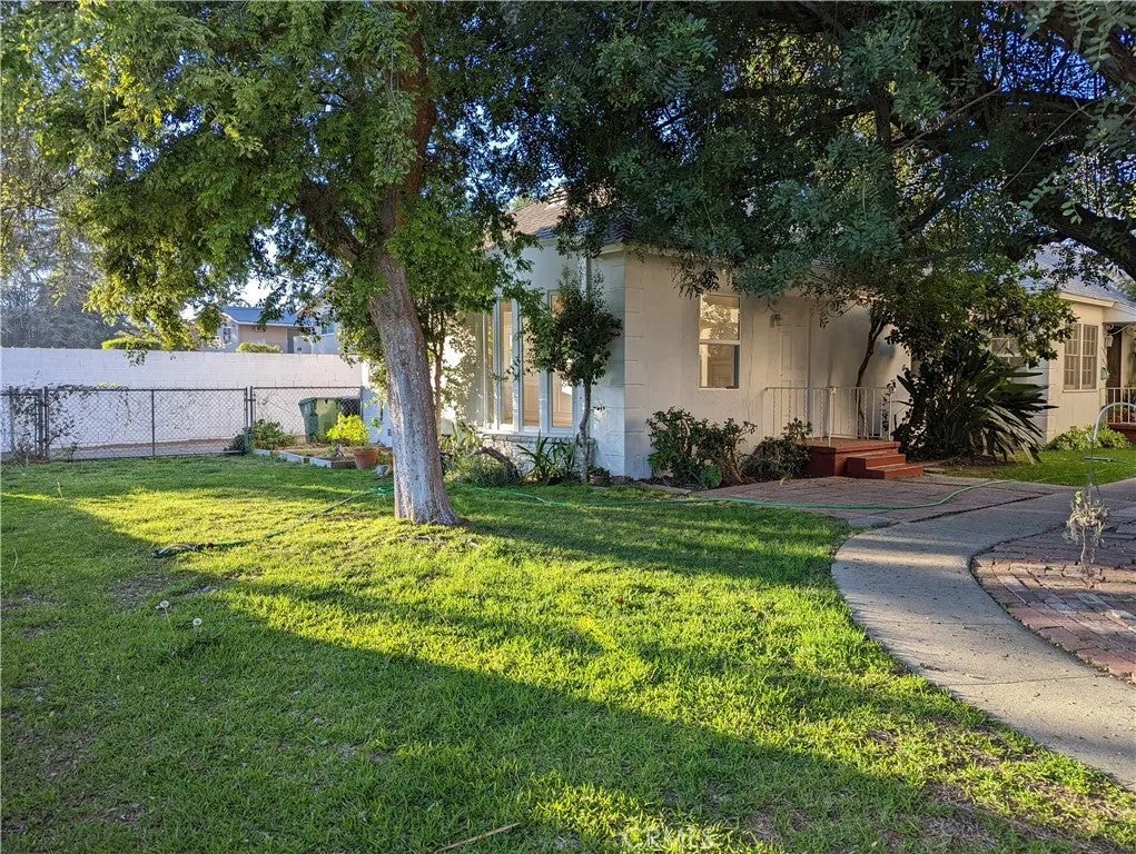 10931 Whipple Street — photo