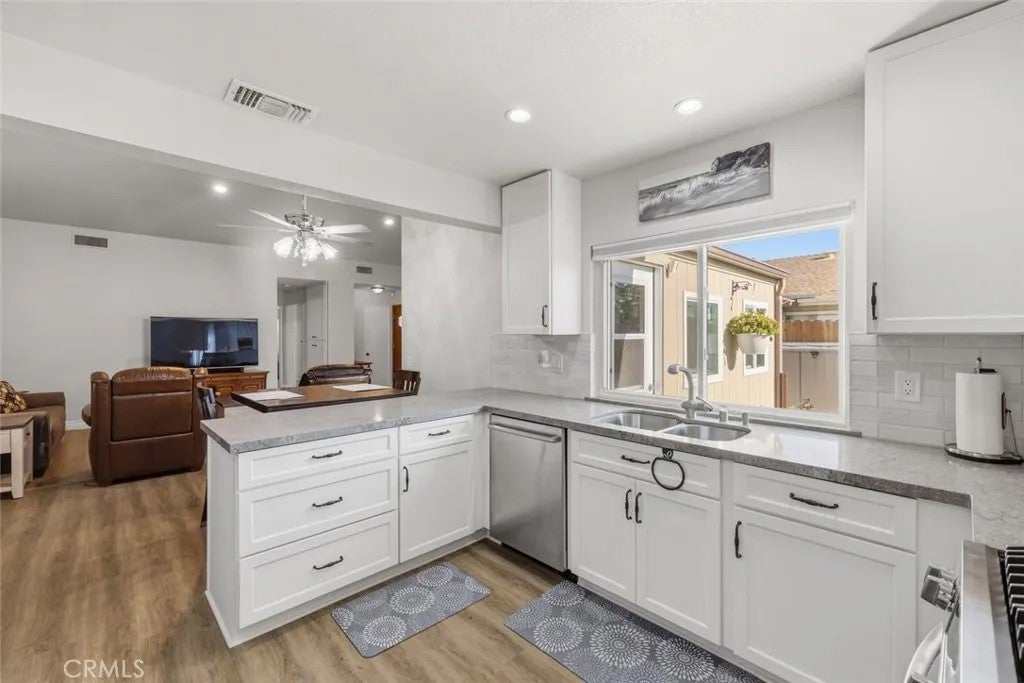 2277 Workman, Simi Valley, CA 93063 — photo 3