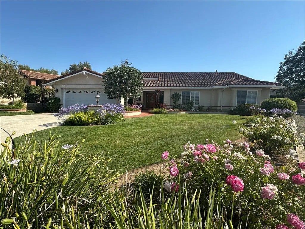 13784 Gunsmoke Road — photo