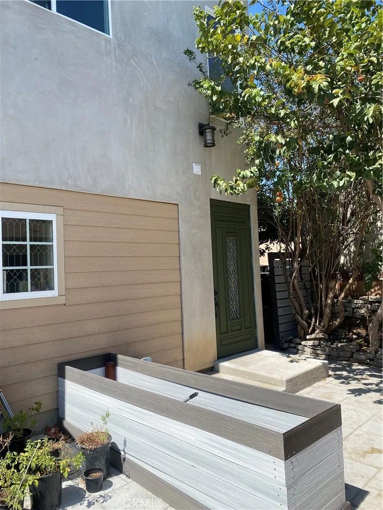 1329 Pico Street — photo