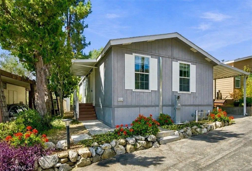 4201 Topanga Canyon 21 — photo