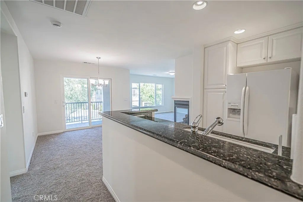 19380 Laroda — photo