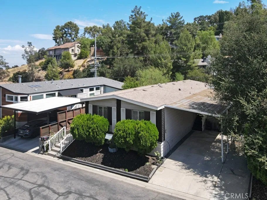 23777 Mulholland 4 — photo