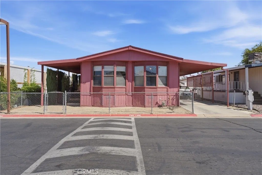 2545 E Avenue I 58 — photo