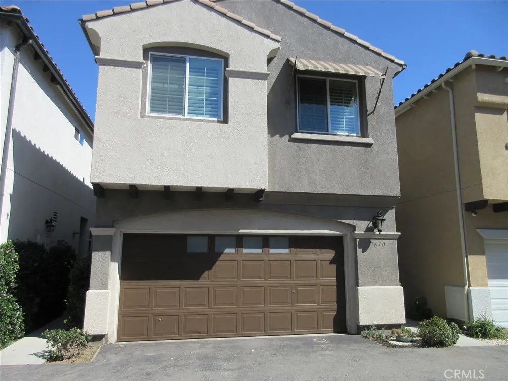 7610 N. Honor Way — photo