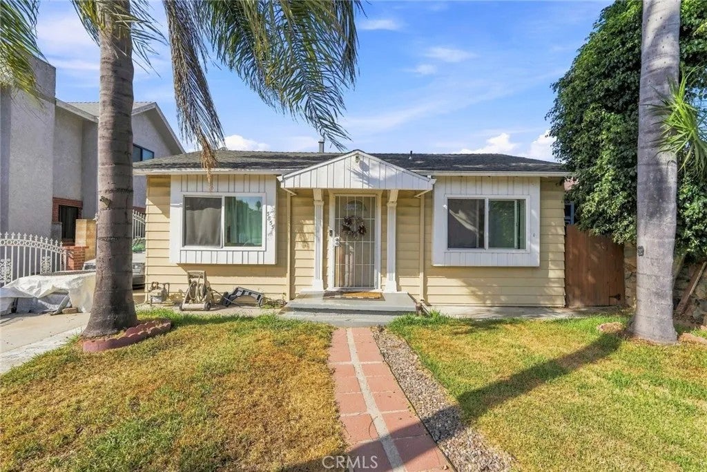 3853 Josephine — photo