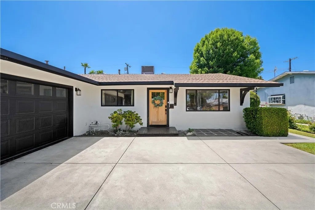 6709 Sheltondale Avenue — photo