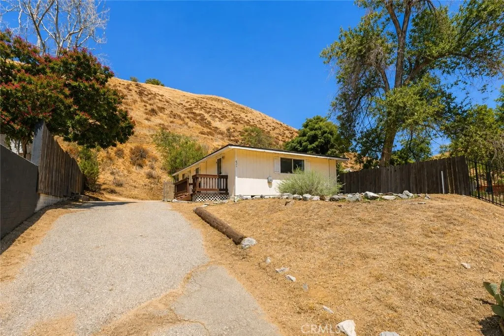 425 North, Lebec, CA 93243 — photo 3