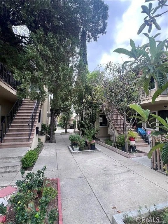 12542 Vanowen Street — photo