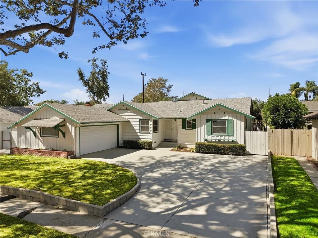 4119 Belinda Street — photo