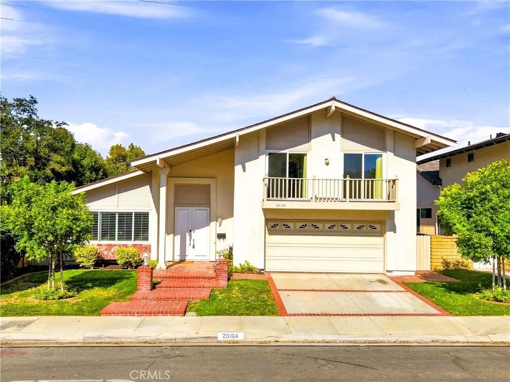 25164 Avenida Rotella — photo