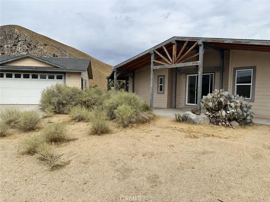 201 S Kelso Valley — photo